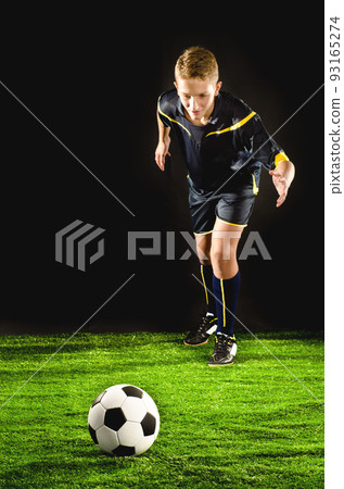 soccer player soccer player 93165274