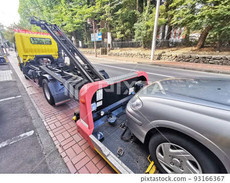 Loading vehicle Damaged vehicle Towing 93166367