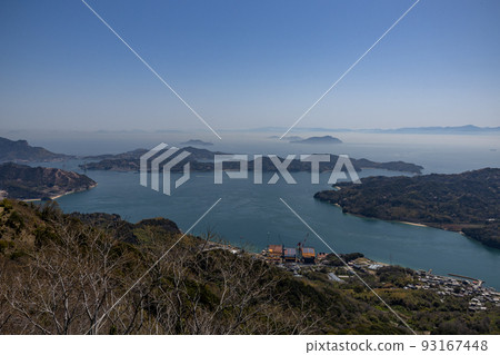 春天從關前山山頂眺望（愛媛縣岩木島） 93167448