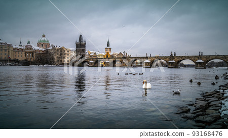 Charles Bridge and Vltava river in winter Charles Bridge and Vltava river in winter 93168476