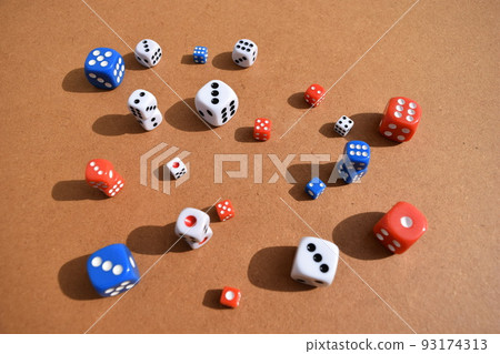 Dice 93174313