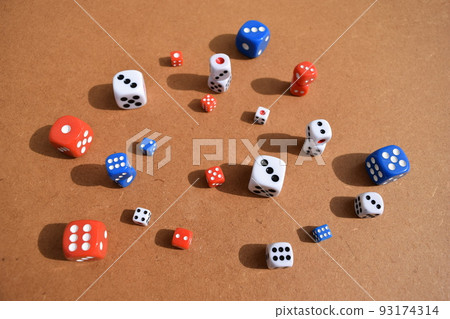 Dice 93174314