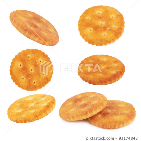 Round salted cracker Round salted cracker 93174848