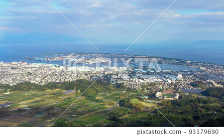 港口城市鳥瞰圖 93179690