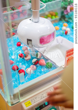 UFO Catcher 93180118