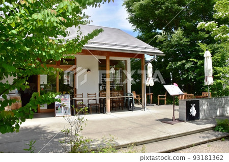 Fuji Kawaguchiko Town Fuji Oishi Hana Terrace Walking Path, Shops and Fresh Greenery Fuji Kawaguchiko Town Fuji Oishi Hana Terrace Walking Path, Shops and Fresh Greenery 93181362