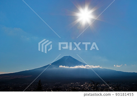美麗的富士山剪影 93181455