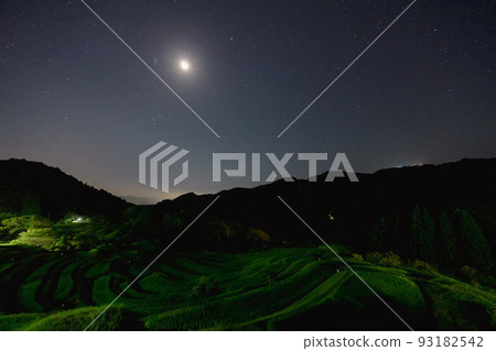 Oyama Senmaida and Ariake moon at dawn 93182542