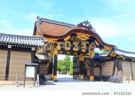 二條城唐門(二之丸宮入口) 二條城唐門(二之丸宮入口) 93182581