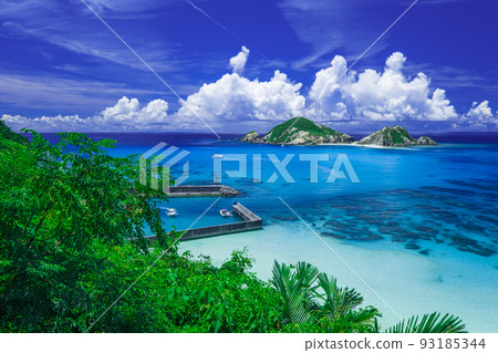Aharen Beach (Tokashiki Island) Aharen Beach (Tokashiki Island) 93185344