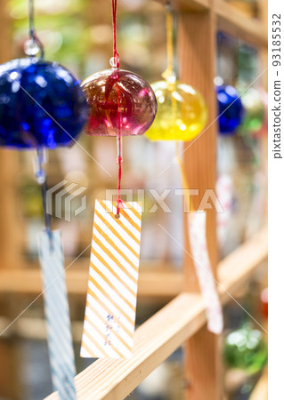Summer scenery of Kumano Shrine (Kumano Taisha) Wind chime decoration "Kanade" Nanyo City, Yamagata Prefecture 93185532