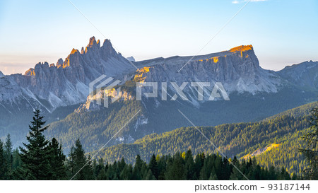Dolomites panoramic view at morning sunrise time Dolomites panoramic view at morning sunrise time 93187144