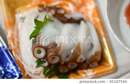 Takoy's sashimi 93187584