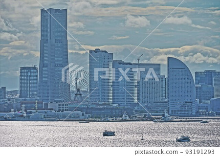 橫濱港未來的大海和城市景觀 橫濱港未來的大海和城市景觀 93191293