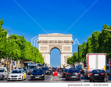 巴黎香榭麗舍大街和凱旋門 *部分柔焦 93191469