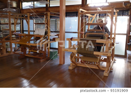 Kihachijo Yume Kobo (Crafts Museum) in Nakanogo district, at the foot of Mt. Mihara, Hachijo Island Kihachijo Yume Kobo (Crafts Museum) in Nakanogo district, at the foot of Mt. Mihara, Hachijo Island 93191909