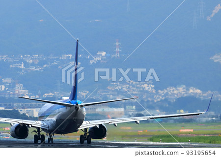 Osaka International Airport ANA Airplane Takeoff Ready Senri Kawajiri 93195654