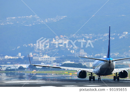 大阪國際機場 ANA 飛機起飛準備就緒 川尻千里 93195655