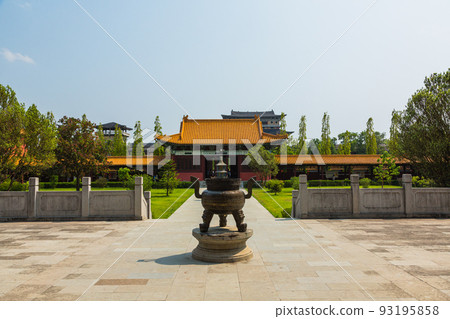 尼泊爾藍毘尼園中的中國寺廟，佛祖誕生地藍毘尼花園 93195858