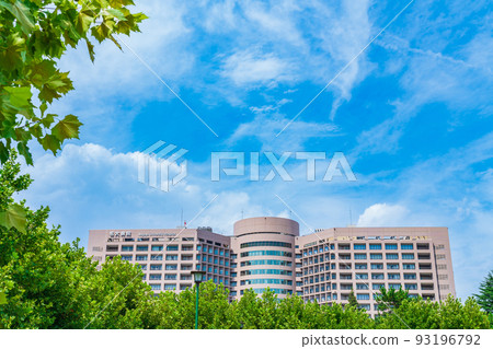 Meidai Hospital, view from Tsurumai Park <Nagoya City, Aichi Prefecture> Meidai Hospital, view from Tsurumai Park <Nagoya City, Aichi Prefecture> 93196792