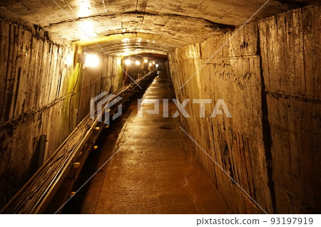 Walking through the Ikuno Ginzan Mine 4 Walking through the Ikuno Ginzan Mine 4 93197919