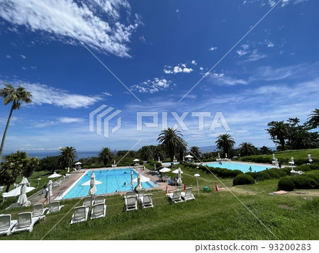 A resort hotel pool that makes you want to go on a trip A resort hotel pool that makes you want to go on a trip 93200283