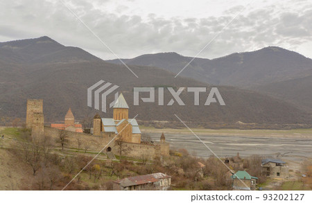 Georgian Ananuri church on the lake 93202127