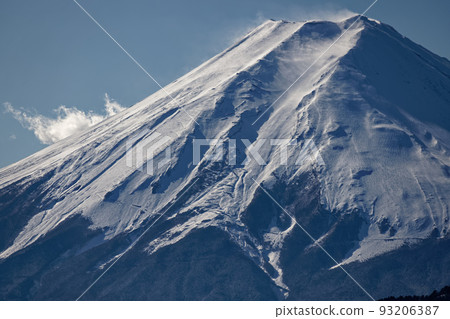 從瀧子山看到的冬天的富士山，大菩薩 93206387