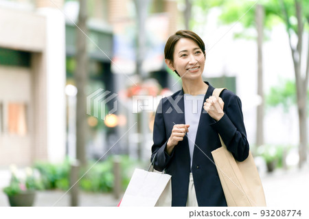 女人購物 93208774