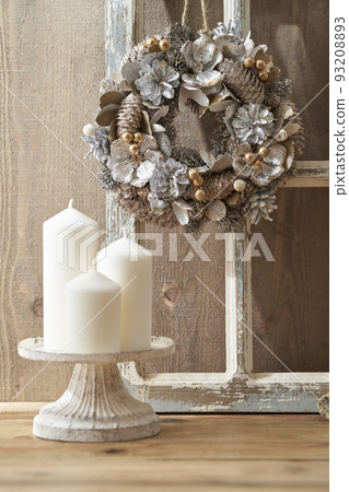 Christmas image of Christmas wreath and candles 93208893