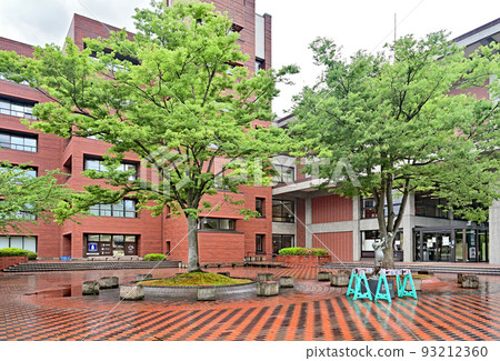 弘前市政府 青森縣弘前市 93212360