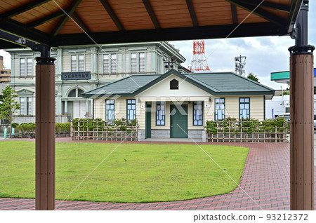 青森縣弘前市青森銀行紀念館前的漂亮洗手間 青森縣弘前市青森銀行紀念館前的漂亮洗手間 93212372