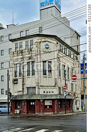青森縣弘前市舊弘前武神社大樓（後弘前崇光銀行） 93212380