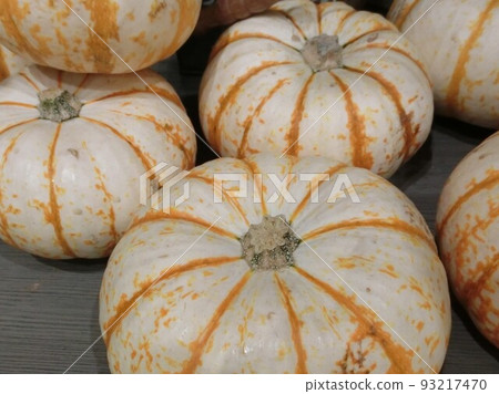 很多南瓜 93217470