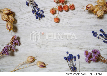 dried flower swag frame 93217666
