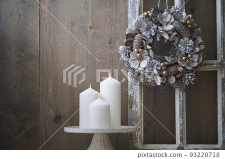 Christmas image of Christmas wreath and candles 93220718