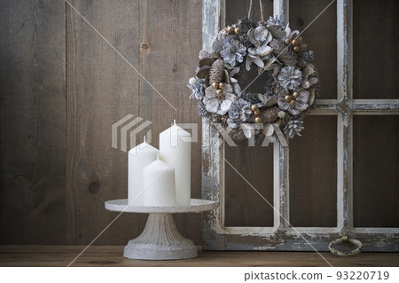 Christmas image of Christmas wreath and candles 93220719