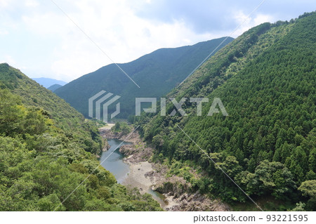 Japanese nature and river scenery: Kumano River in Kamidoro Gorge flowing through Nara, Mie, and Wakayama prefectures Japanese nature and river scenery: Kumano River in Kamidoro Gorge flowing through Nara, Mie, and Wakayama prefectures 93221595