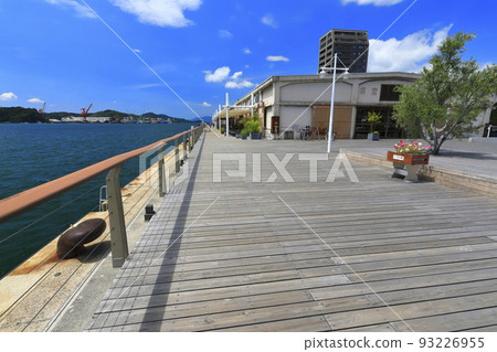 [Hiroshima Prefecture] Giant Store Onomichi in sunny weather 93226955