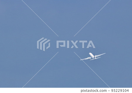 Osaka International Airport Star Alliance ANA Plane Takeoff Senri Kawajiri 93229104