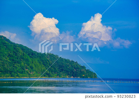 滋賀縣牧野陽光海灘,夏季琵琶湖 滋賀縣牧野陽光海灘,夏季琵琶湖 93230823