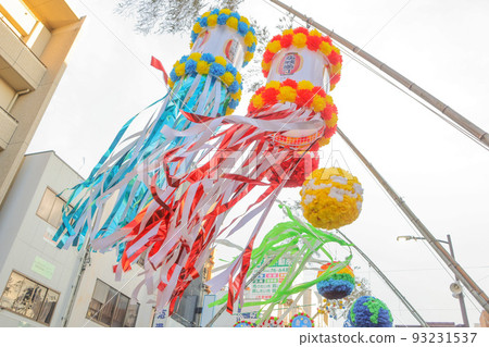 Anjo Tanabata Festival Tanabata decorations at dusk Streamers swaying in the wind Anjo Tanabata Festival Tanabata decorations at dusk Streamers swaying in the wind 93231537