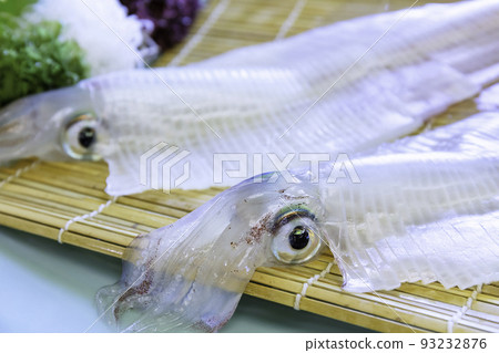 看起來很好吃的新鮮魷魚 93232876
