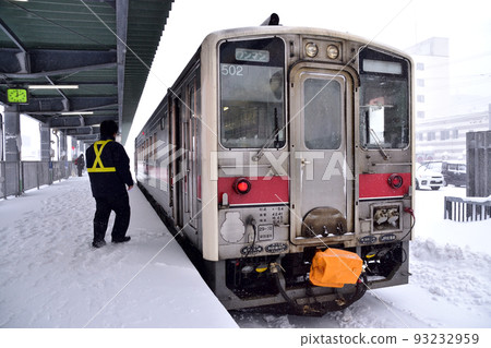 2021年12月北海道旭川站至稚內站的宗谷本線風光 2021年12月北海道旭川站至稚內站的宗谷本線風光 93232959