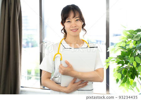Female nurse 93234435