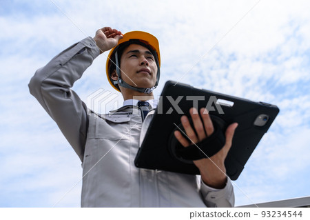工作服的男人,工作版 工作服的男人,工作版 93234544