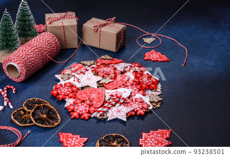 Christmas homemade gingerbread cookies on dark concrete table Christmas homemade gingerbread cookies on dark concrete table 93238501