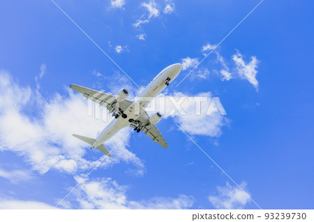 “飛機”巴西航空工業公司 E190(E-Jet) “飛機”巴西航空工業公司 E190(E-Jet) 93239730