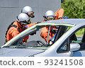 救援活動（交通事故） 93241508