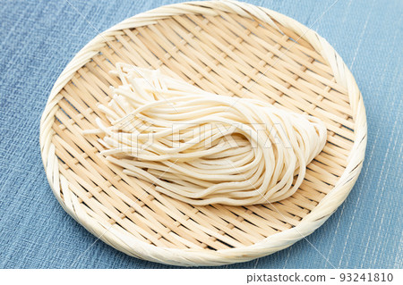 Udon in a colander Raw noodles 93241810